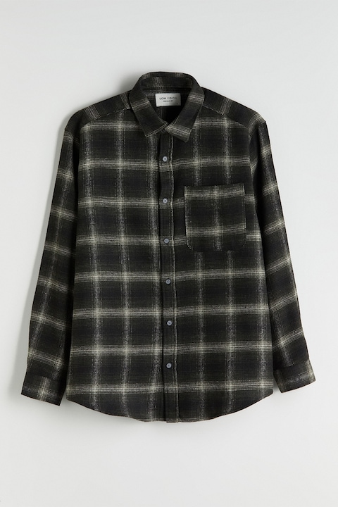 LC WAIKIKI, Camasa cu buzunar pe piept si model in carouri, Verde padure/Kaki, S