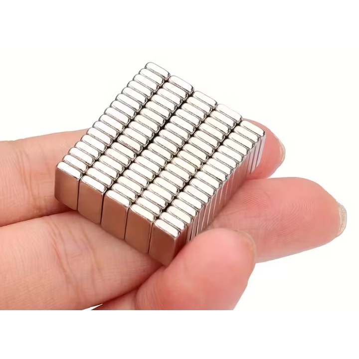 Magneti puternici Neodim 10x5x2 mm, argintii - 20 buc