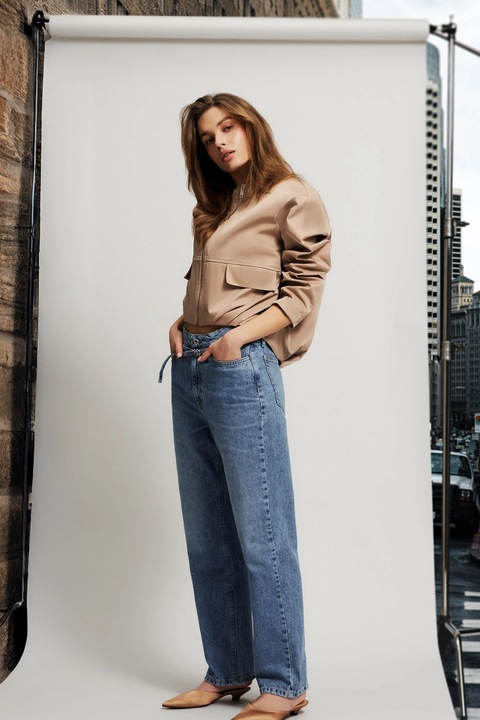 Rövid bézs kabát L