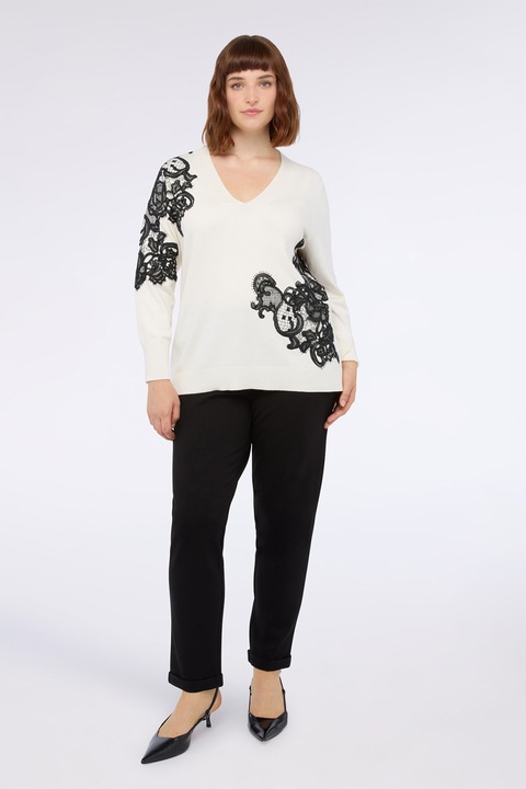 Fiorella Rubino, Pulover cu decolteu in V si aplicatie din dantela, Alb/Negru
