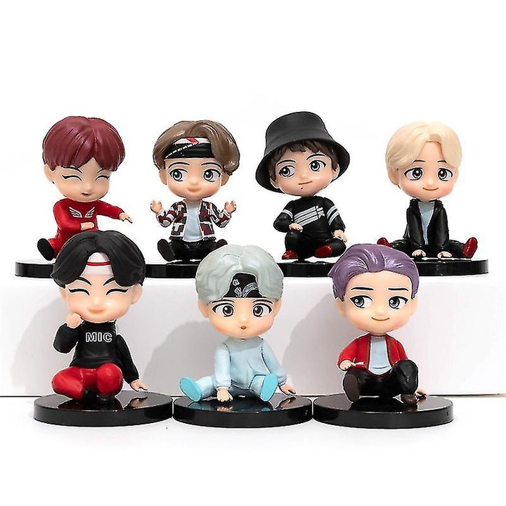 Комплект от 7 фигурки BTS от PVC, декорации за маса, 7 см, многоцветен