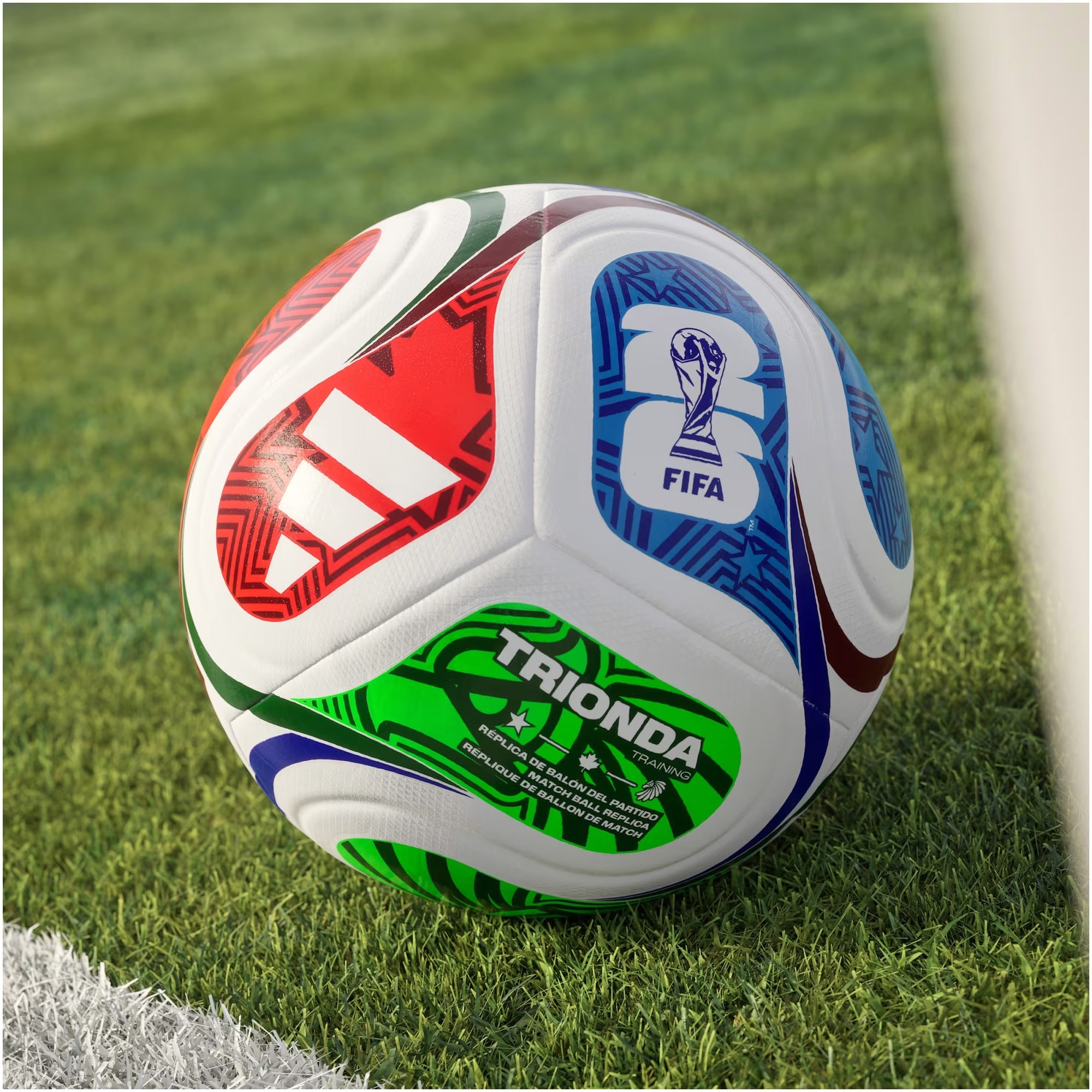 Adidas FIFA World Cup 26 Trionda Training futball labda, 5-ös méret ...