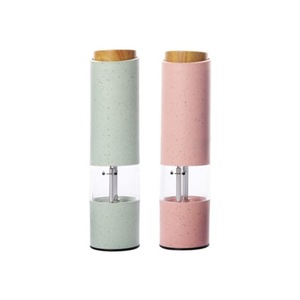 Rasnite si dozatoare condimente