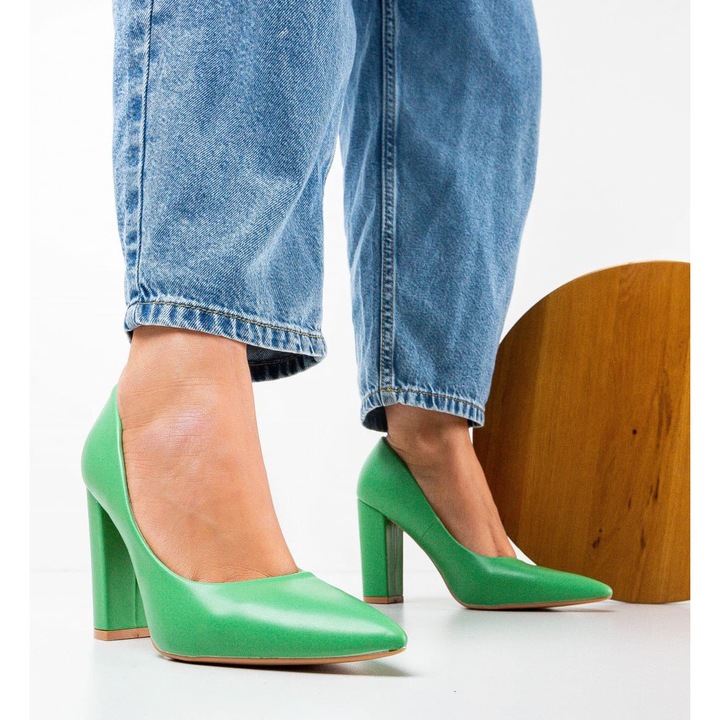 Pantofi Jakarta Verzi, Verde