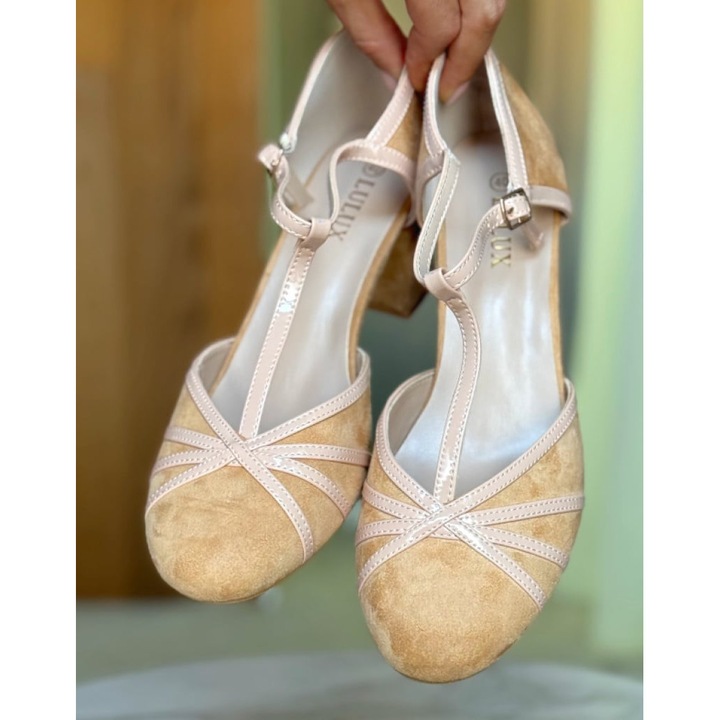 Pantofi dama dEpurtat, bej, piele lacuita intoarsa, Bej