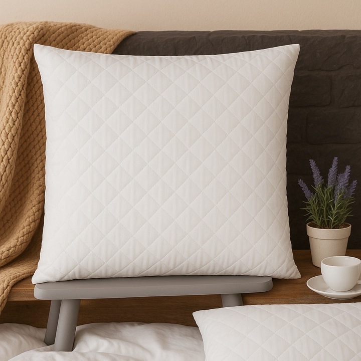 Perna matlasată Ralex Pucioasa, 70x70cm, medie, microfibră, silicon