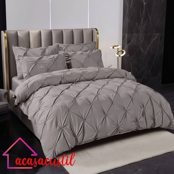 Finet ágyneműhuzat, 6 részes, egyszínű texturált Pintuck modell, gumis lepedő 180x200 cm, paplanhuzat 200x220 cm, párnahuzatok 50x70 és 70x70 cm, Szürke