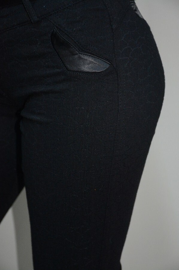 Pantaloni moderni cu imprimeu floral,D&J Exclusive, Negru