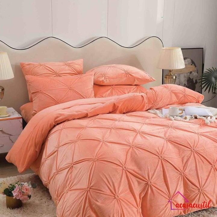 Lenjerie de Pat din Catifea Deluxe, 4 Piese, Portocalie, Pat Dublu King Size, Matlasare 3D Plisata, Ultra Moale