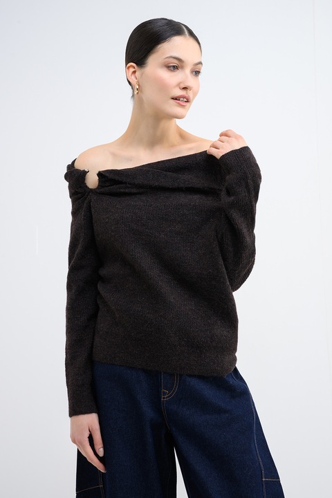 Vero Moda, Пуловер с голо рамо, Тъмнокафяв