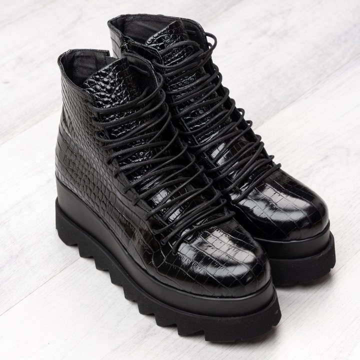 Ghete Exclusives, model piele lacuita, negru, Negru