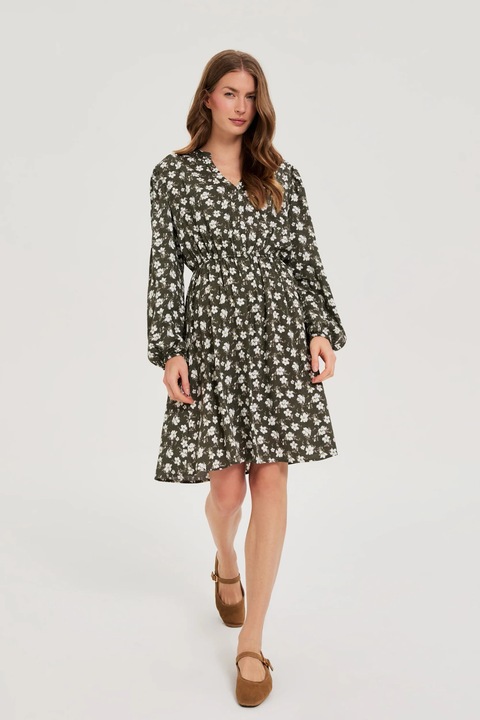 Olíva virágos harangruha, Zöld