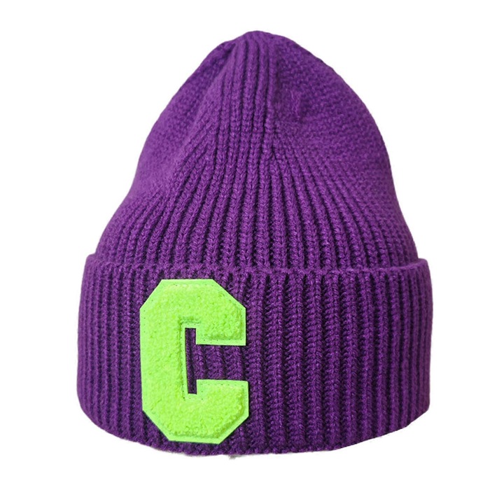 Плетена дамска шапка, с кръпка с буква C, бонбонени цветове, 56-58 см