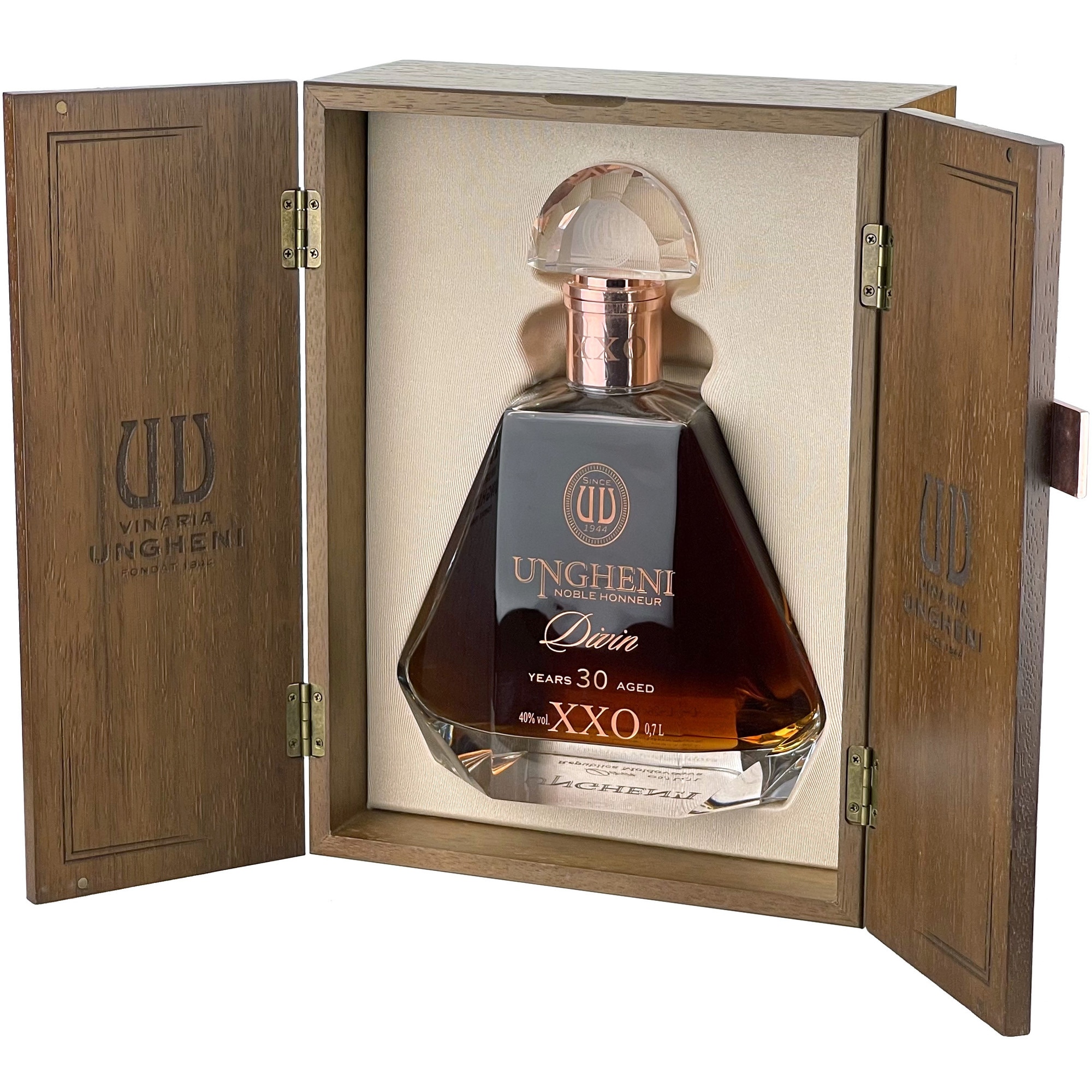 Vinars Zetea XO, 40%, 0.7l - eMAG.ro