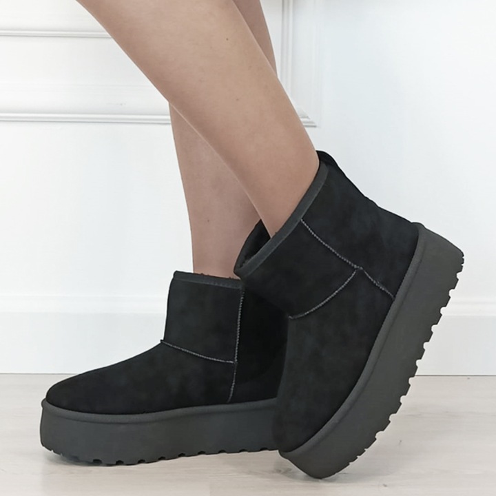 Боти с топла подплата и дебела подметка B-LT33-45 111 11101, Черен, Черен