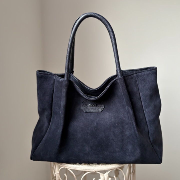 Geanta din piele intoarsa bluemarin – Terra Mood by Zea