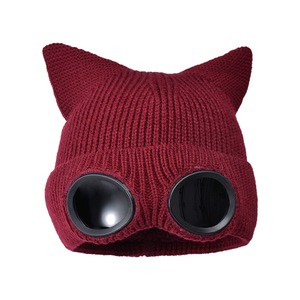 Caciuli si palarii dama