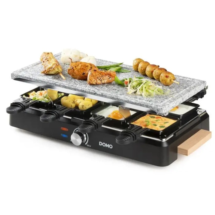 Plita grill si raclette DOMO, pentru 8 persoane, 8 linguri de lemn, 8 raclette, 2 placi grill detasabile, placa striata metal, placa neteda piatra, invelis antiaderent, incalzire rapida, fara PFA, 1400 W, negru