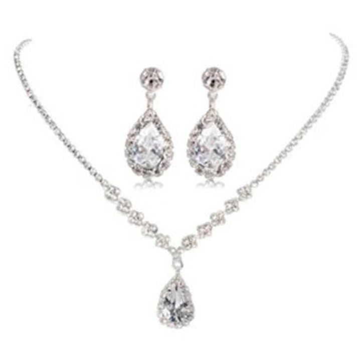 Set bijuterii dama, colier si cercei, strasuri, argintiu