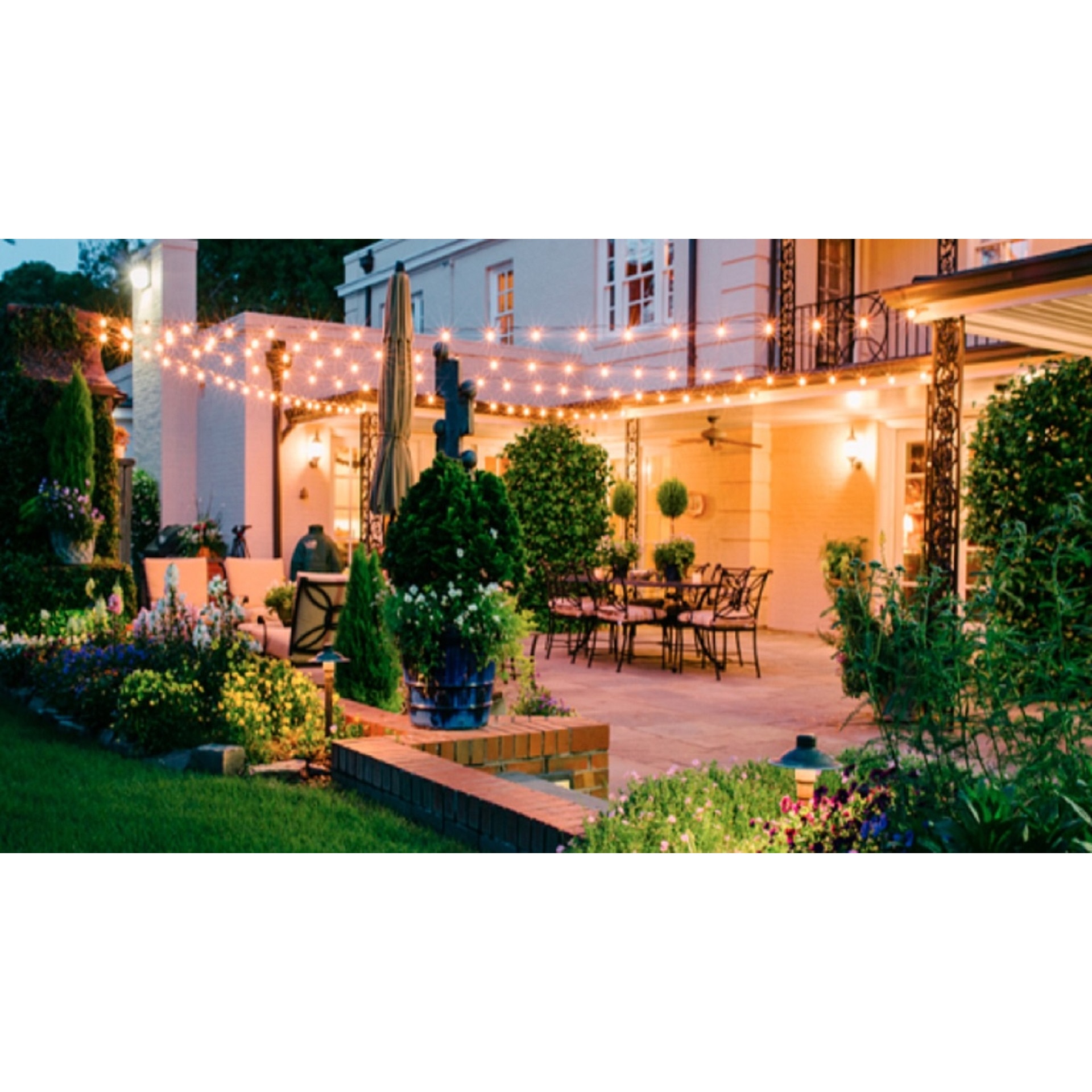 Ghirlanda Luminoasa de Exterior, Lumina calda, 30 m Lungime, cu 90 Becuri Standard, Glob Transparent