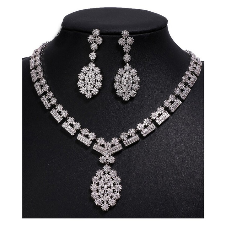 Set colier si cercei mireasa Luxuryous Zirconia