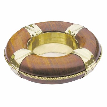 Scrumiera de masa Sea Club din lemn, Ø 12.5cm Scrumiera de masa Sea Club din lemn, Ø 12.5cm