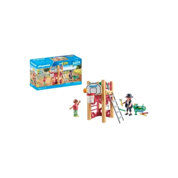 Carpintera cu Turn de Joc, Spatii de joaca si accesorii