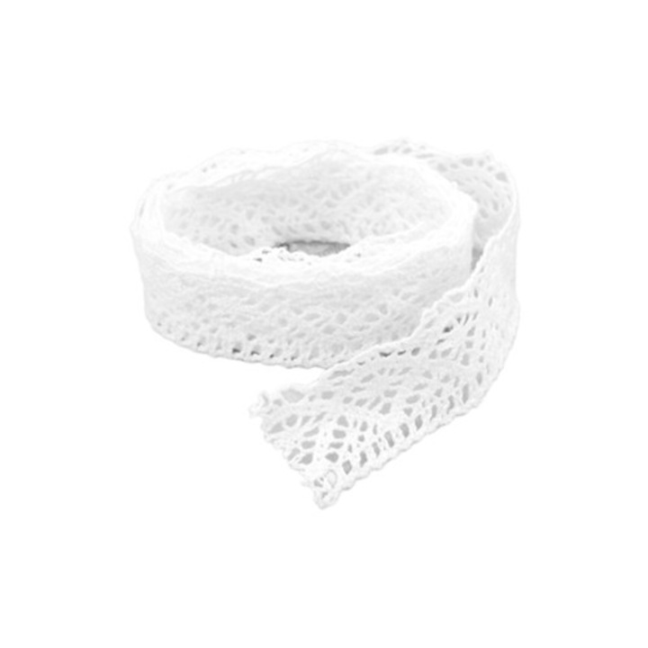 Fehér, csipkés textilfonal, barkácsoláshoz