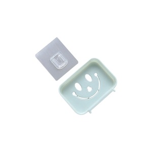 Suporturi si accesorii de baie