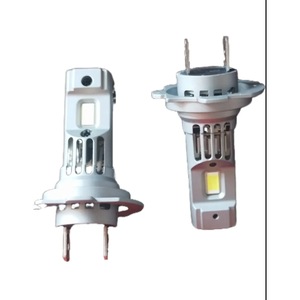 Becuri si sigurante auto