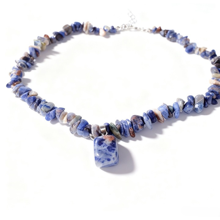 Ocean Echoes: Colier din piatra albastra naturala bruta