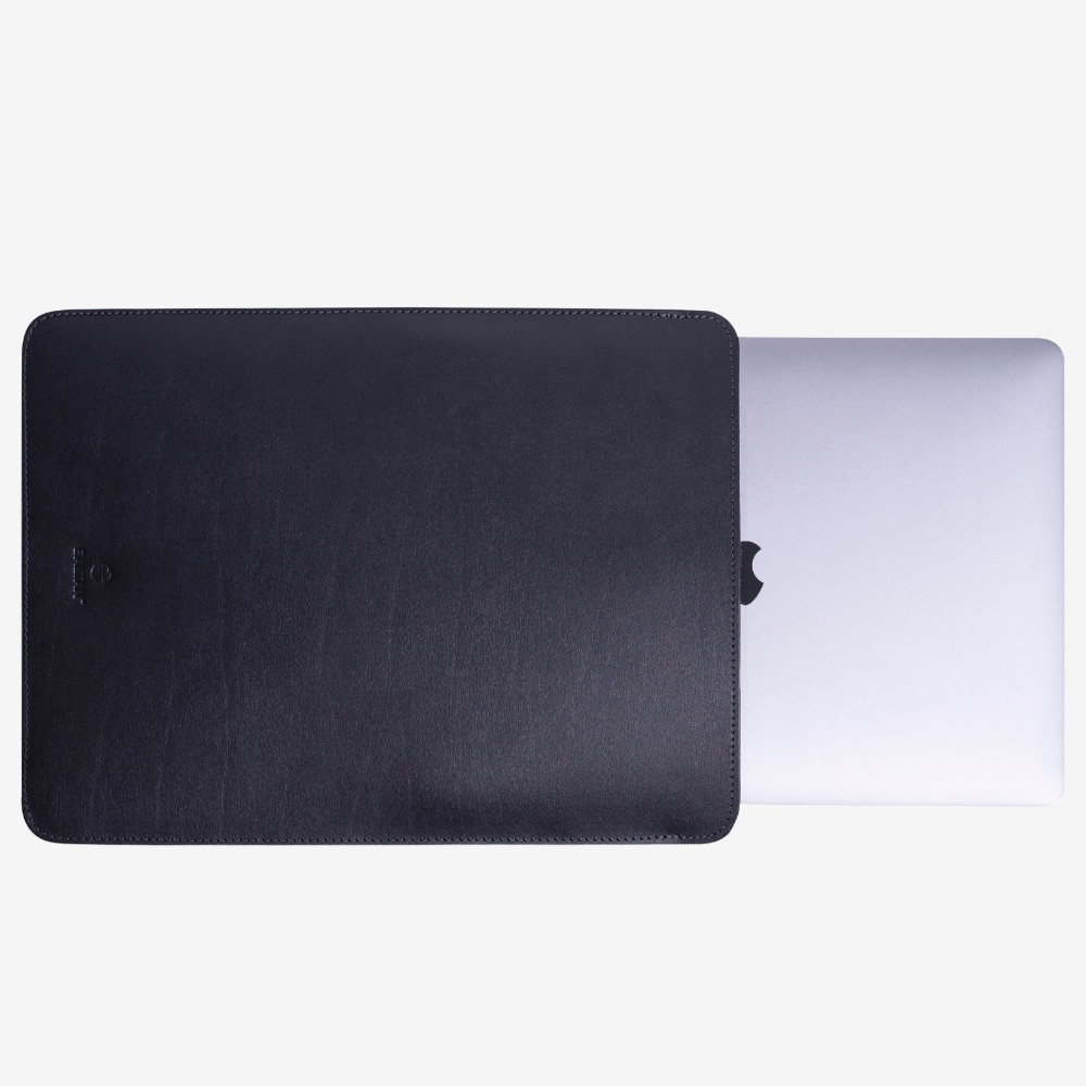 Husa pentru MacBook 16 PRO M4 Baltan Sleeve 16 inch din piele naturala premium rezistenta la apa, negru