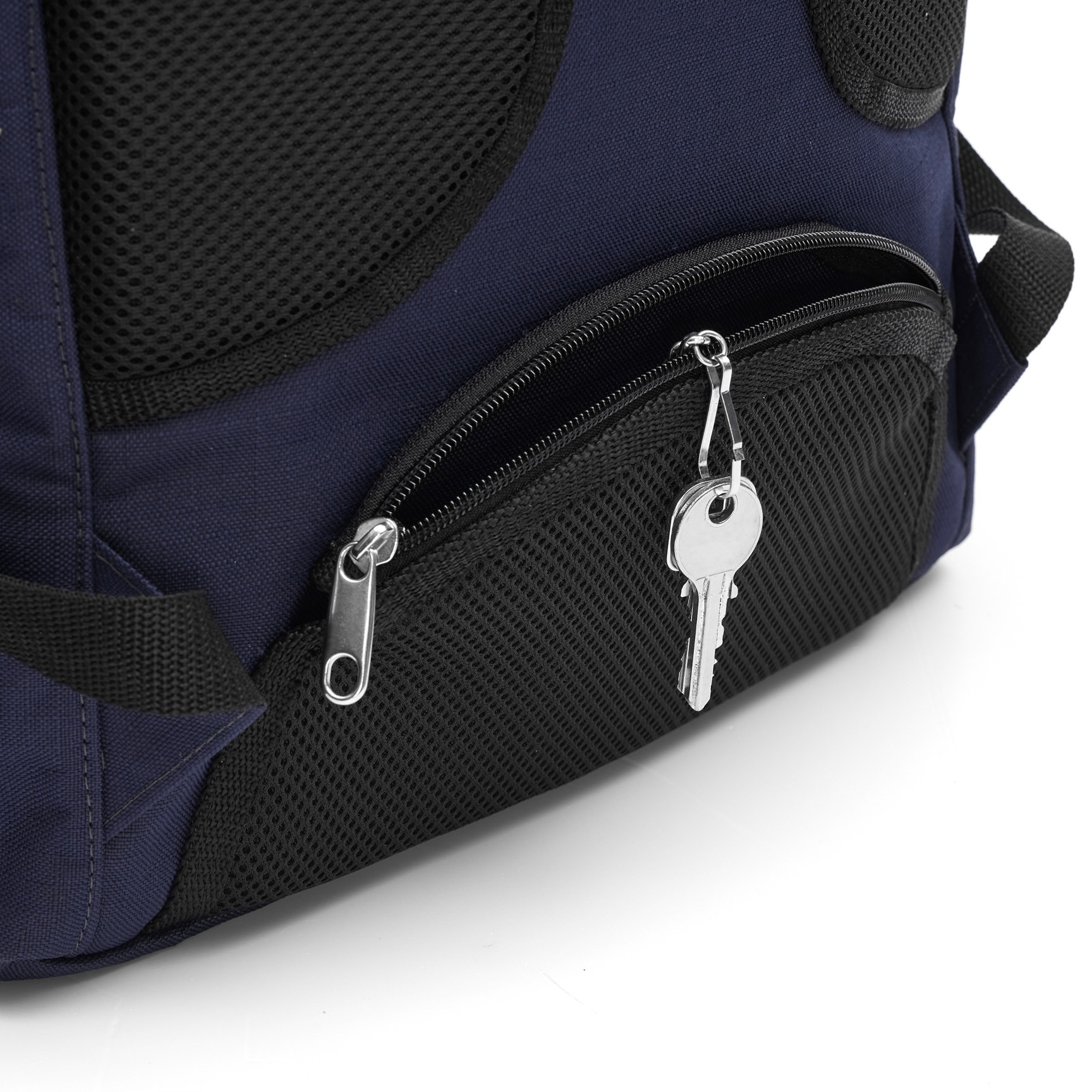 Rucsac pentru laptop portabil Baltan City Break, capacitate 26L, rezistent la apa, pentru laptop pana la 17'', Marina