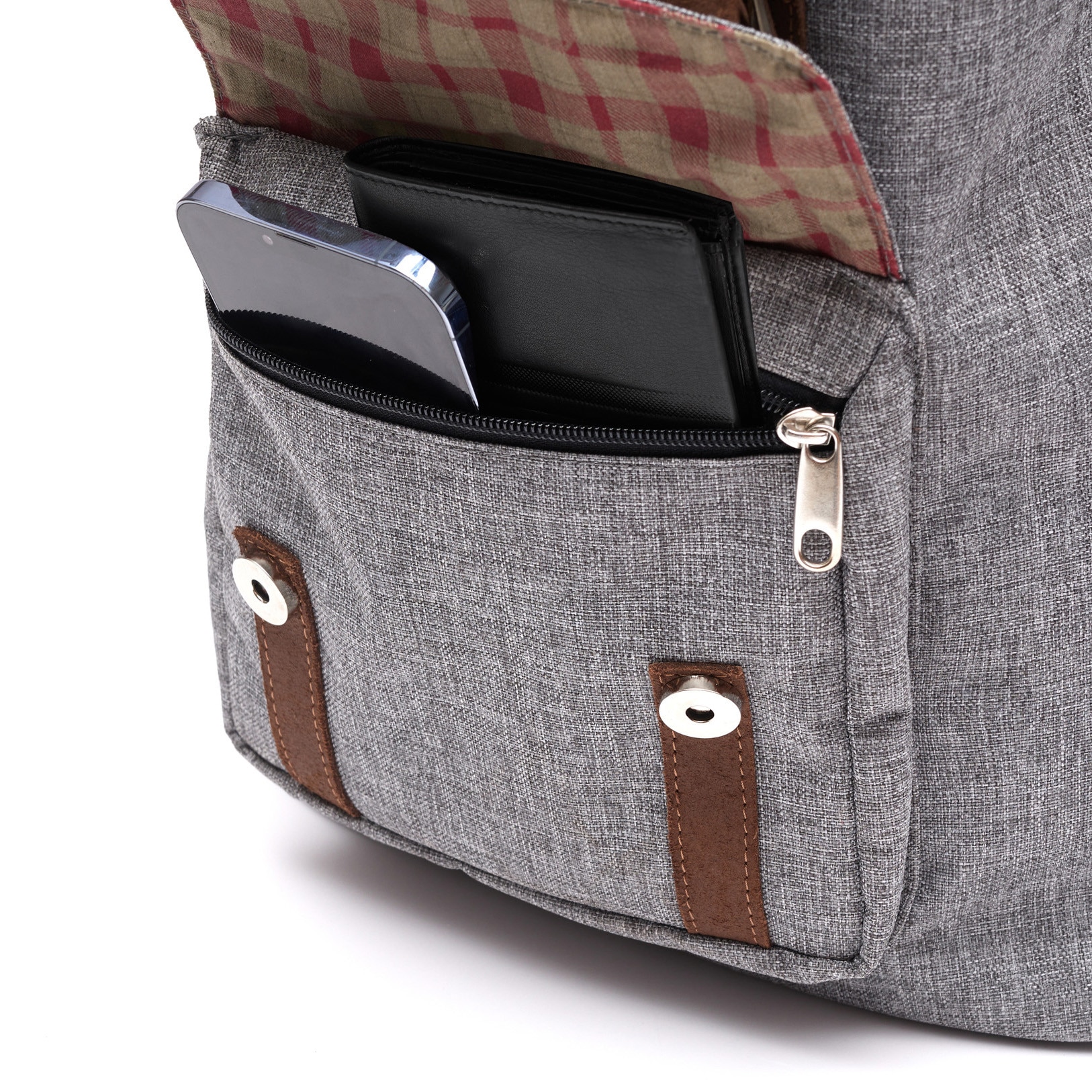 Rucsac pentru laptop portabil Baltan City Break, capacitate 26L, rezistent la apa, pentru laptop pana la 17'', Gri