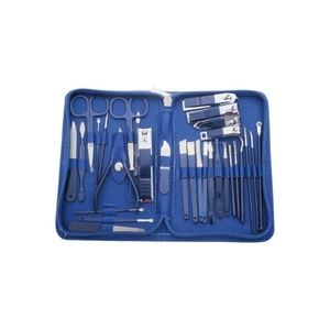 Truse manichiura si pedichiura