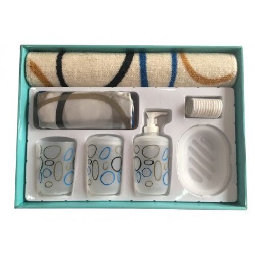 Set pentru baie ,7 piese ,plastic