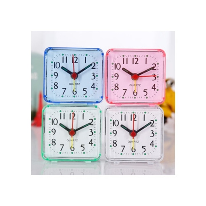 Dekoratív óra csendes ébresztővel, elemes működés, 30x30cm