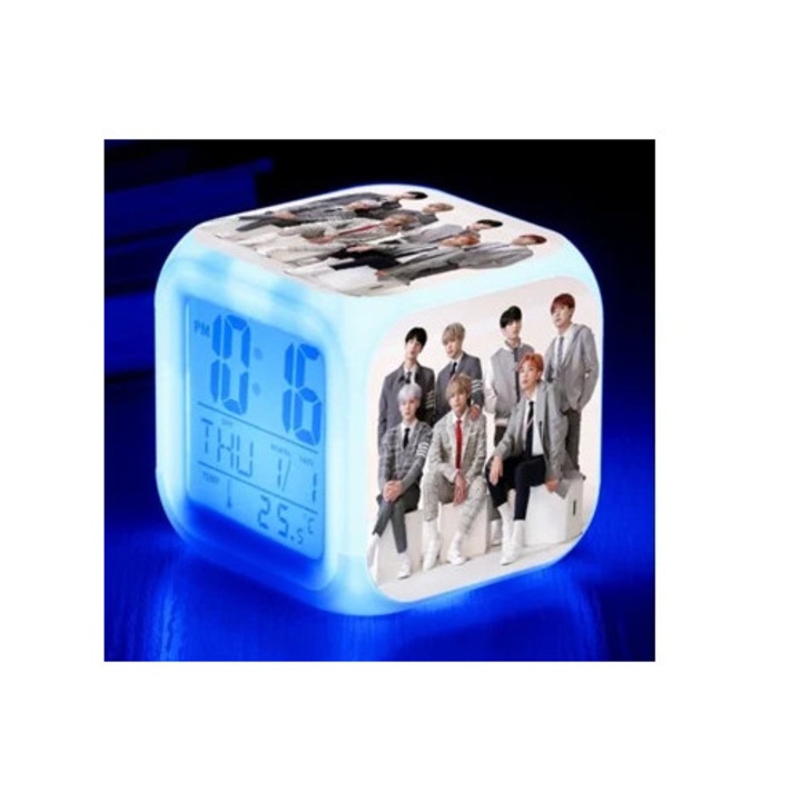 Aquaforge LED dekoratív óra, digitális ébresztőóra, kocka design, éjszakai világítás, nagy kijelző