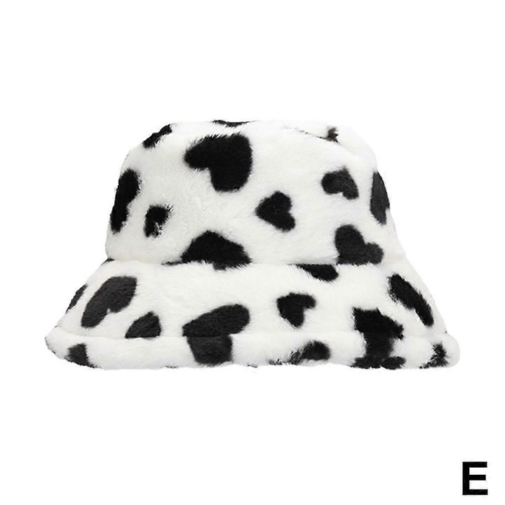 Caciula din plus, design vintage, calduroasa