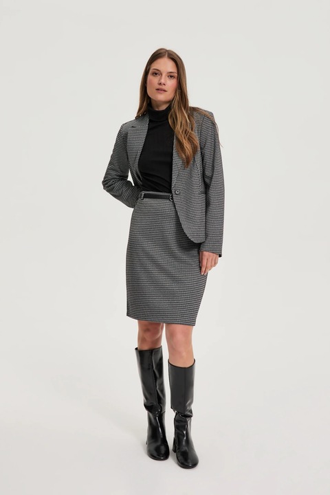 Fusta gri cu pepit, Gri