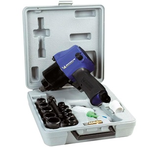 Masini de gaurit si insurubat