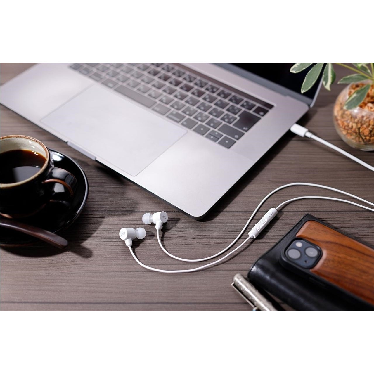 Casti JVC HA-FR29UC-W-U, Cu fir, In-Ear, Microfon, USB-C, Functie Mod Sunet, Husa, alb