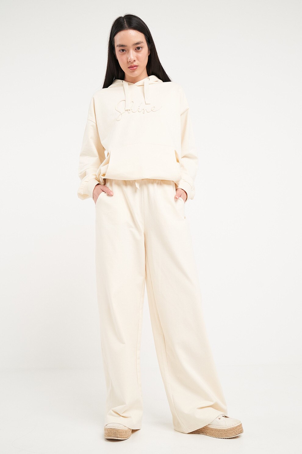 Lee Cooper, Pantaloni de trening cu croiala ampla si snur, Alb fildes, M