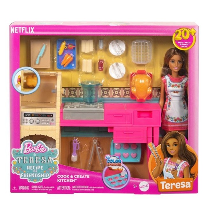 Papusa Barbie Teresa in Bucatarie cu Accesorii – Set de Joaca Mattel, 35 cm