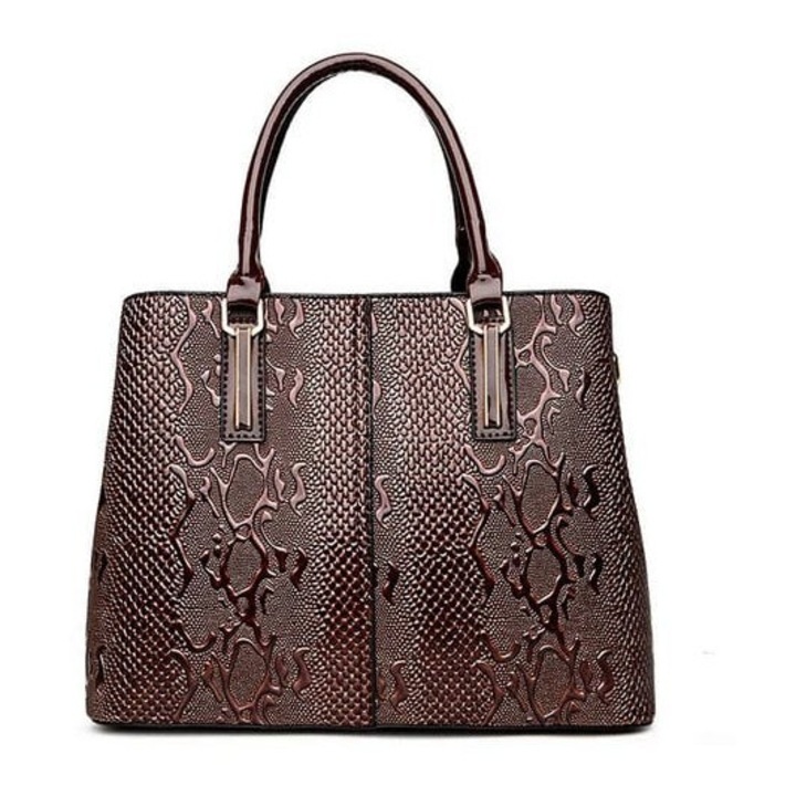 Елегантна дамска кафява чанта, голяма, вместима, специален модел, Kinga, GD086