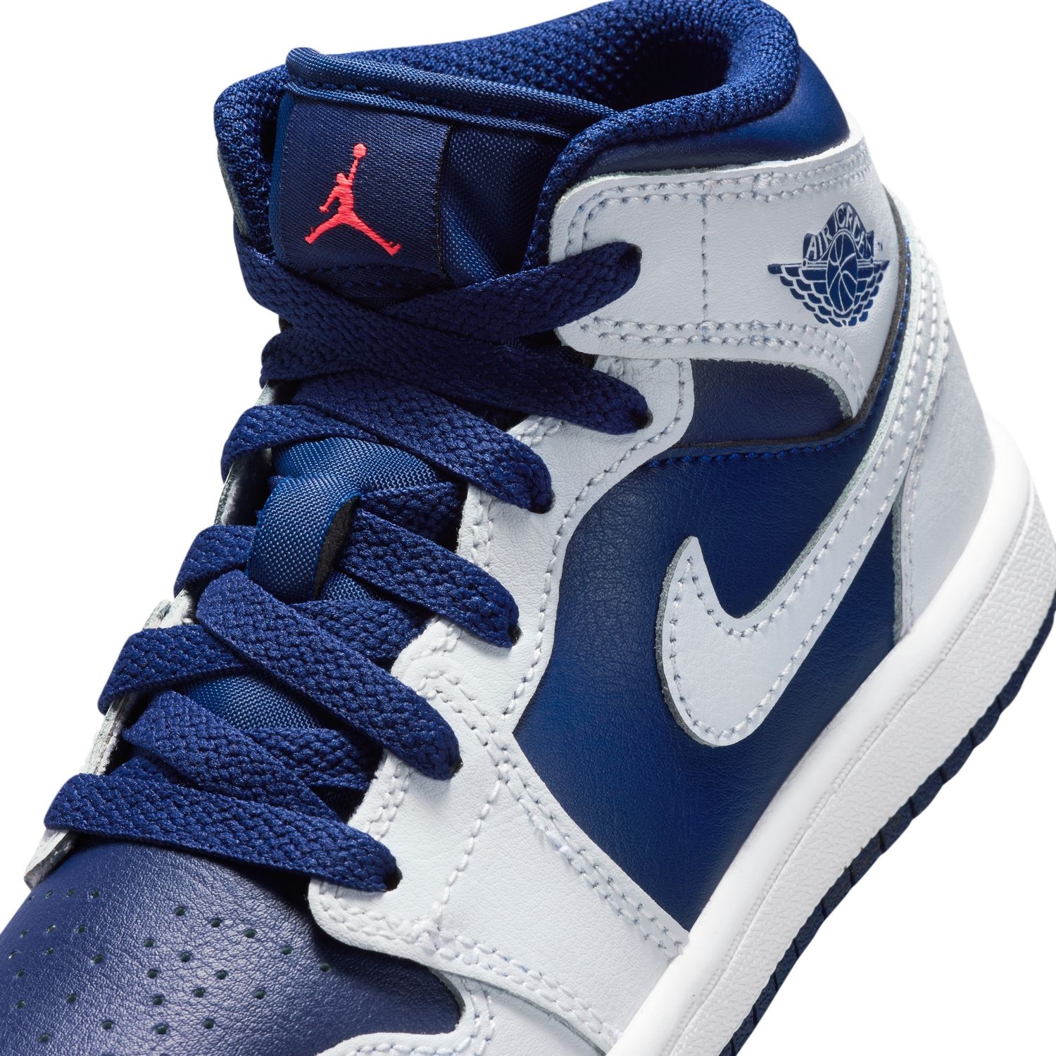 Pantofi sport Jordan 1 Mid (Ps) 27.5 Pantofi sport - eMAG.ro
