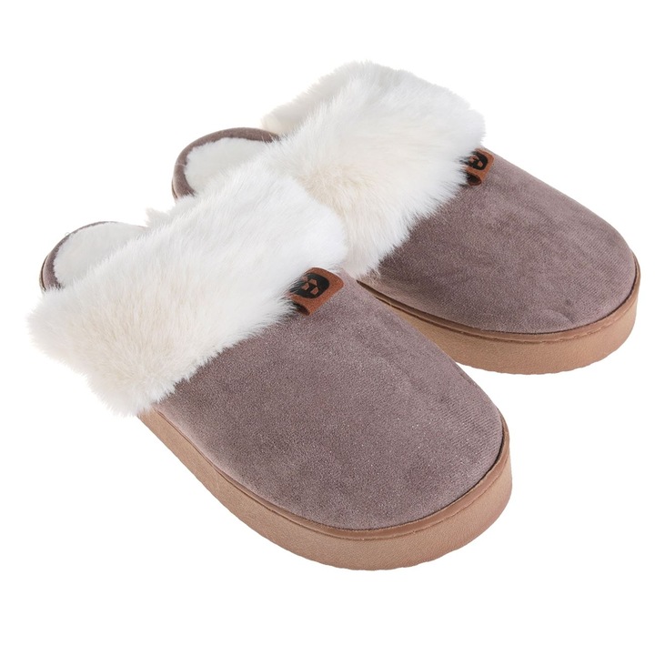 Зимни пантофи в цвят таупе с изкуствена кожа и блясък, подсилена подметка, размер One Size INTL