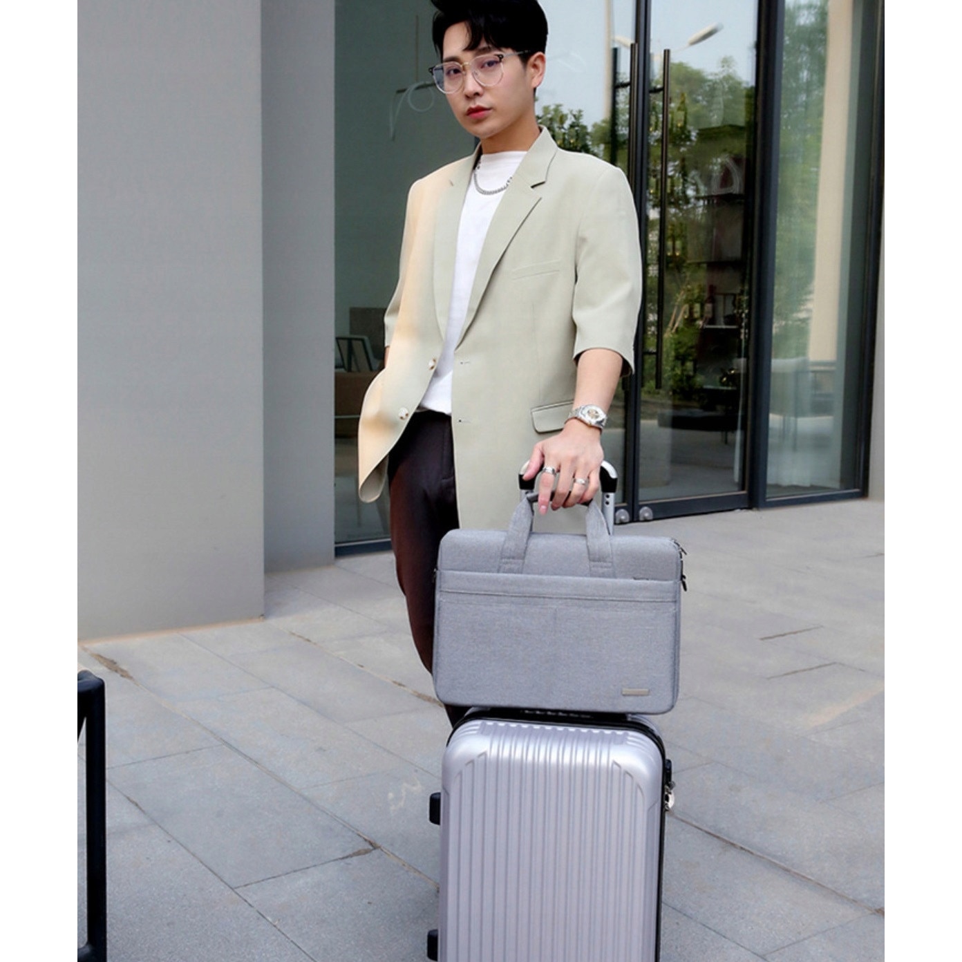 Geanta laptop EtuiTab, model travel case, waterproof, dimensiuni 41x30x7cm, culoare albastru inchis, pentru laptopuri de pana la 15,6"
