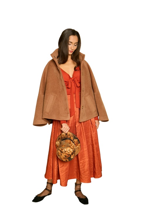 Palton Scurt Polina, Maro