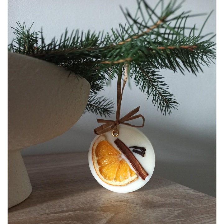 Ароматна декорация от соев восък за елха – Кръг